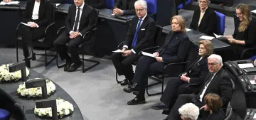 Holokost kurbanları için Bundestag’da anma etkinliği