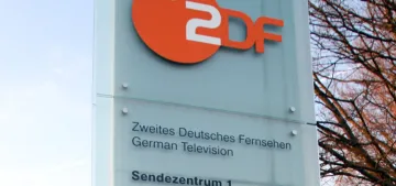 ZDF TV kanalı Yunanistan'ın mültecilere yasa dışı uygulamalarını görüntüledi