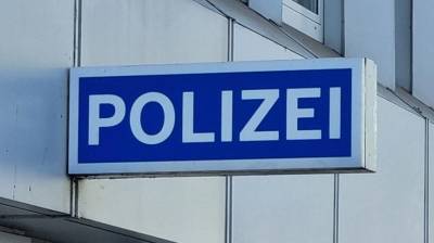 Almanya'da kaç aşırı sağcı hakkında yakalama kararı bulunuyor?