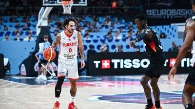 12 Dev Adam Almanya’ya finalde yenildi 12 Dev Adam Almanya’ya finalde yenildi