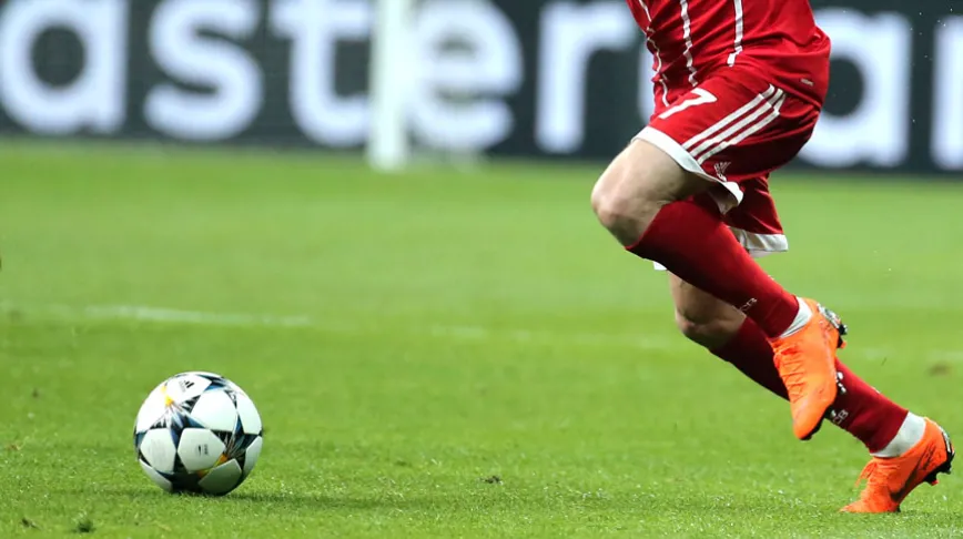 Bundesliga kulüpleri geçen sezon rekor gelir elde etti