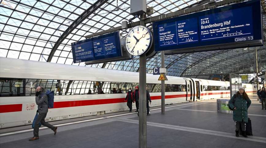 Deutsche Bahn 2029'a kadar yüzde 70 dakik varış hedefliyor