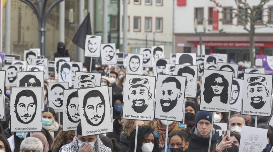 Hanau’da ırkçılık ve teröre karşı yürüyüş ve miting düzenlendi