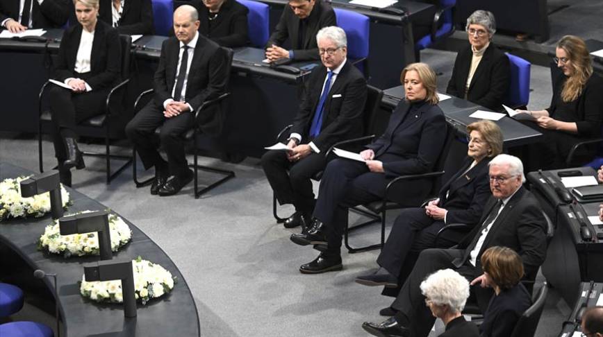Holokost kurbanları için Bundestag’da anma etkinliği