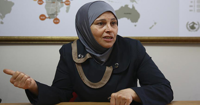 Suriyeli anne Almanya'da koruyucu aileye verilen cocugunu istiyor Suriyeli anne Almanya'da koruyucu aileye verilen cocugunu istiyor
