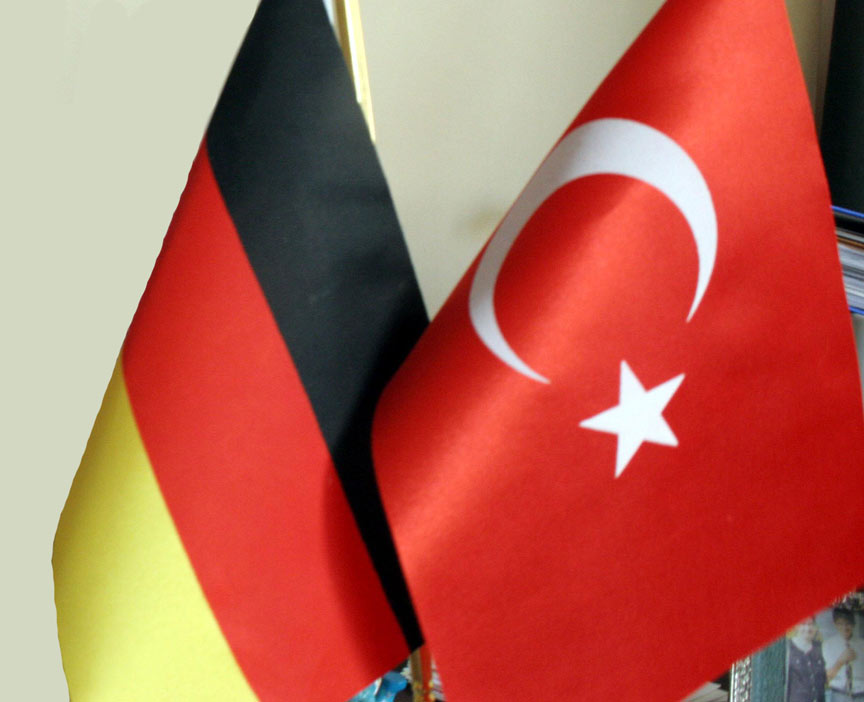 Almanya, Türkiye'yi yüksek riskli bölgeler listesinden çıkaracak Almanya, Türkiye'yi yüksek riskli bölgeler listesinden çıkaracak