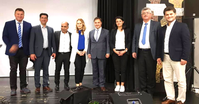 Türkçe için ortak mücadele vermeliyiz Türkçe için ortak mücadele vermeliyiz