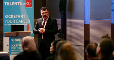 Türkiye nitelikli insan kaynaklarıyla ilgileniyor Türkiye nitelikli insan kaynaklarıyla ilgileniyor