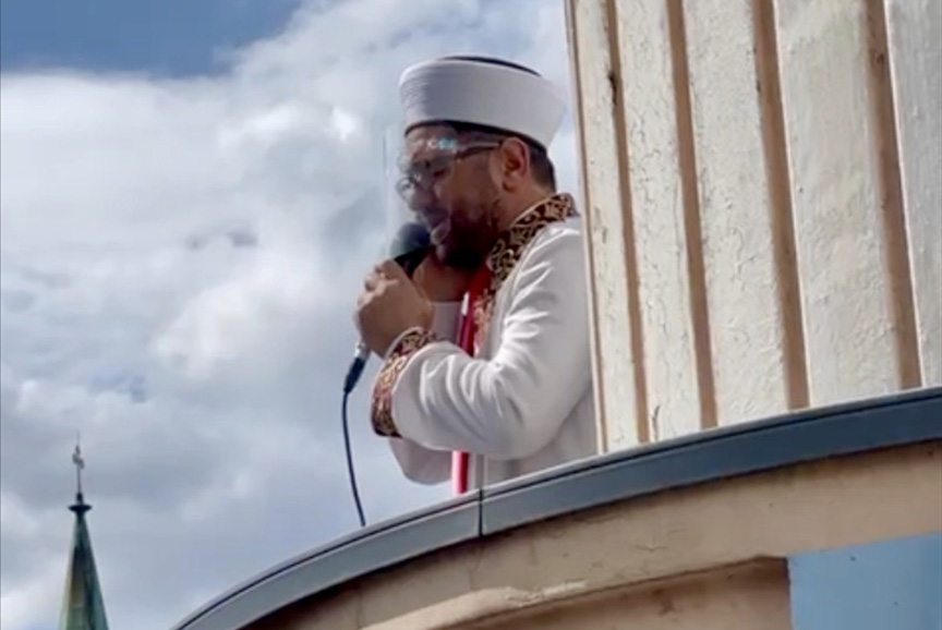 Wuppertal‘de minareden ezan okunmaya başlandı Wuppertal‘de minareden ezan okunmaya başlandı