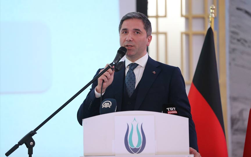 Köln’de Uluslararası Demokratlar Birliği iftar programı düzenledi Köln’de Uluslararası Demokratlar Birliği iftar programı düzenledi