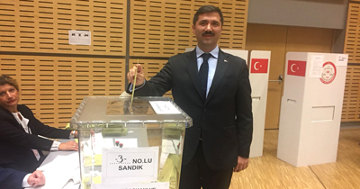 Zafer Sirakaya oyunu Essen'de kullandi