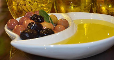 Kalp ve damar hastalığına karşı zeytinyağı Kalp ve damar hastalığına karşı zeytinyağı